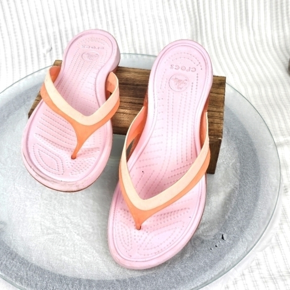 CROCS 10 Pink Base Comfort Beach Shower‎ Outdoor Flip Flop Sandal Toe Thong